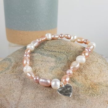 OYSTER FRESHWATER PEARL BRACELET