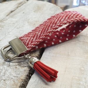 HARRIS TWEED KEYRING DETAIL