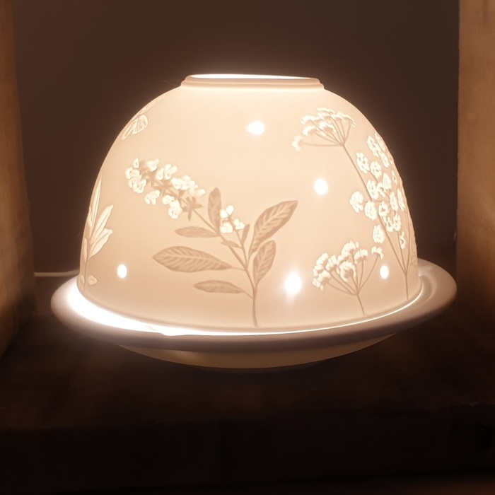 PORCELAIN TEALIGHT HOLDER WILDFLOWER