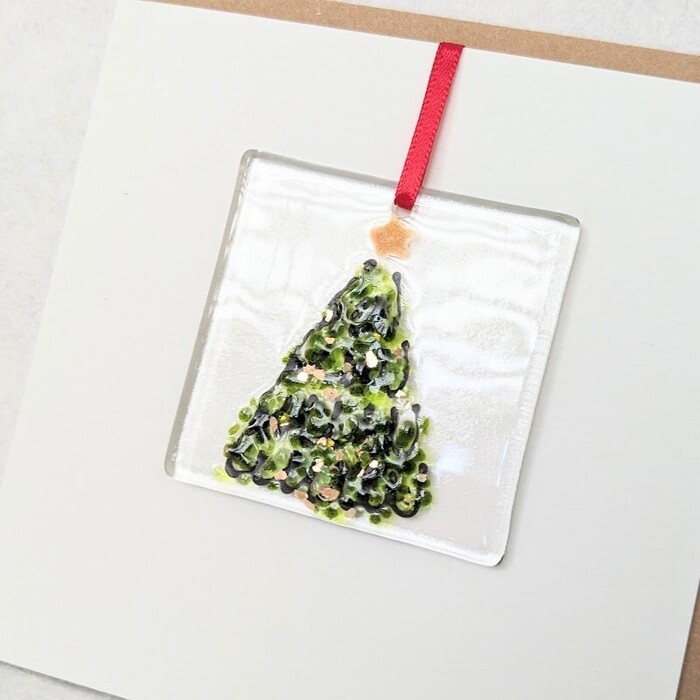 CHRISTMAS TREE GLASS DECORATION CARD 1