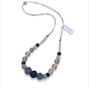 MARIKO ADJUSTABLE NECKLACE BLACK GREY