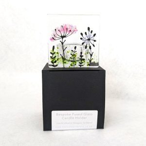 SMALL FLOWER CANDLE HOLDER