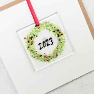 WREATH GLASS DECORATION CARD 1