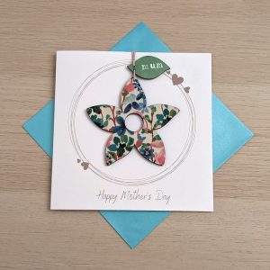 MOTHER’S DAY CARD FLOWER DECORATION