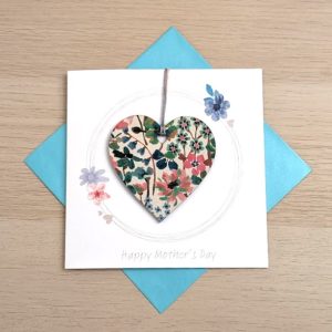 MOTHER’S DAY CARD HEART DECORATION